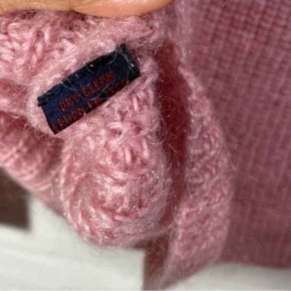 Ralph Lauren Limited Women’s Turtleneck Sweater Size S
Color Pink - Picture 6 of 12